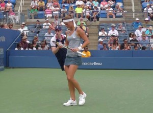 Mandy ALMOST pulled off the BIG upset of Sloane Stevens at the Stadium